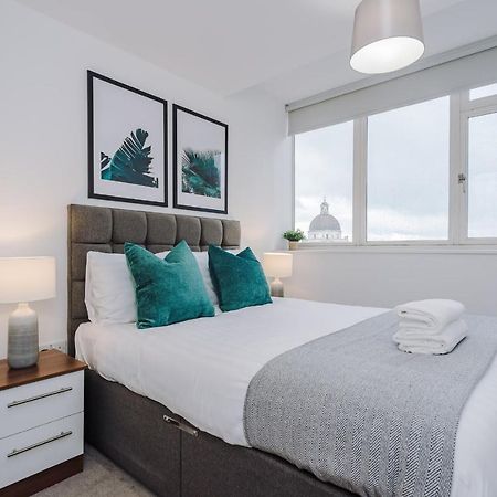 Host & Stay - Waterfront Penthouse 리버풀 외부 사진