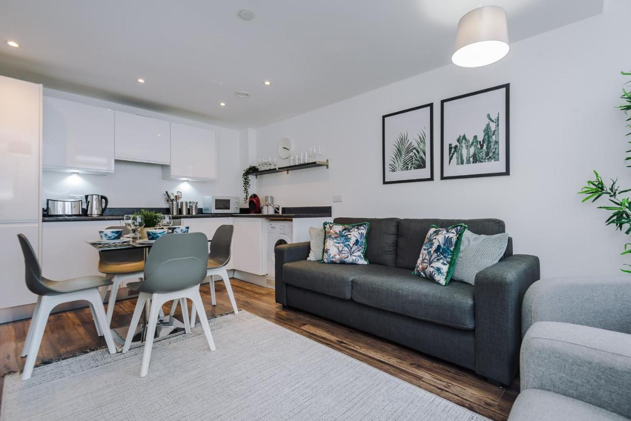 Host & Stay - Waterfront Penthouse 리버풀 외부 사진